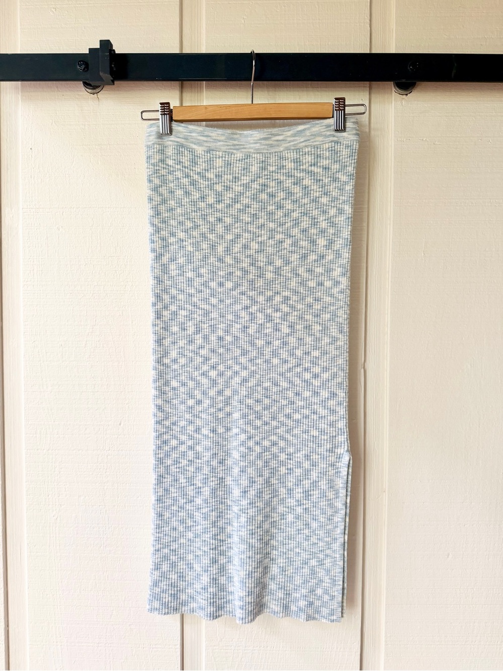 House of Harlow 1960 Light Blue & White Knit Midi Skirt